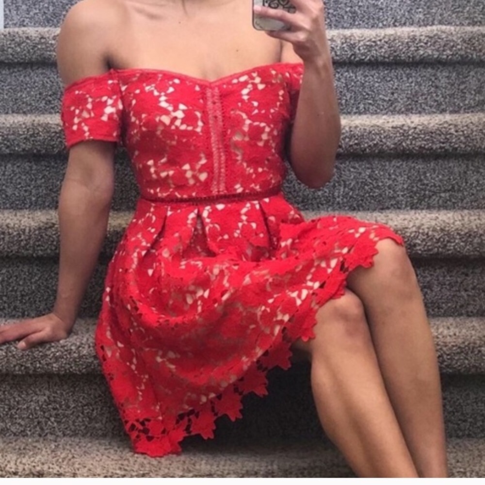 Francesca’s off the shoulder lace dress